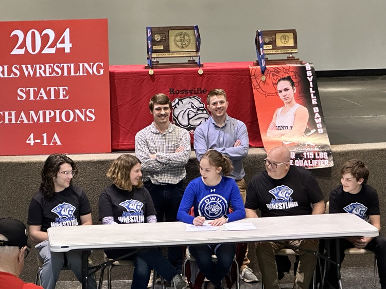 Congratulations to Keera for signing  to 🤼wrestle at Dakota Wesleyan. Best of luck!  Go Dawgs!!!