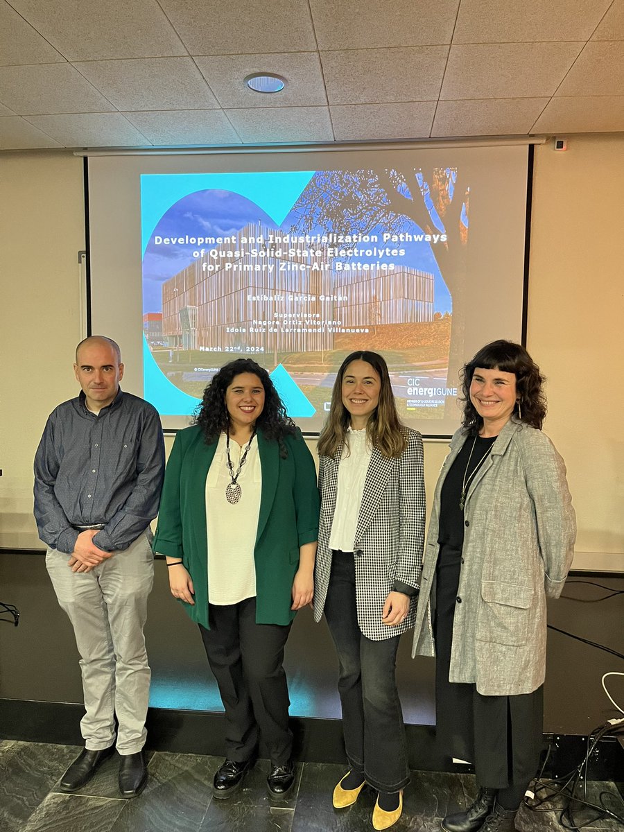 nagore_o's tweet image. Very proud of you @Estigg ! Congratulations! Co-supervising with you @LarramendiIdoia has been amazing!  Thanks Dani @cegasa_energy! Let’s push #beyondliion #Znair #Zn