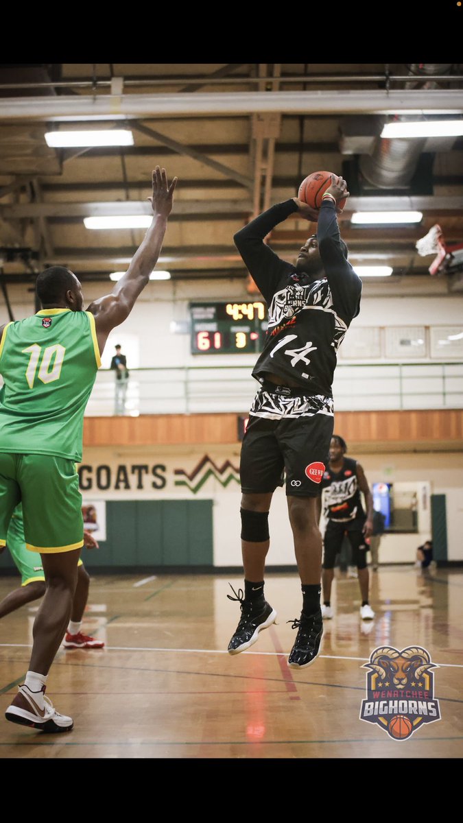 Deladris Green 35 (@deladris35) on Twitter photo 