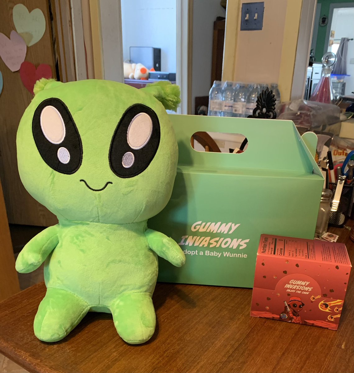 Fantastic mail day!!! I got my baby Wunnie and Strawberry Moon from <a href="/Gummyinvasions/">Gummy Invasions LLC</a> 

Excuse me as I go #enjoythechew 

#lfgum