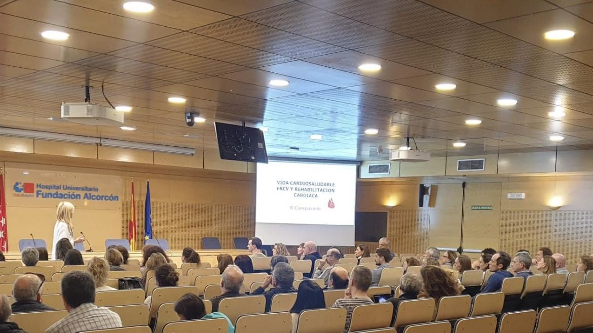 El Hospital Universitario Fundación Alcorcón pone en marcha “Jóvenes Activos en Salud-El Latido de Alcorcón” La iniciativa pretender promover hábitos saludables entre la población de esta localidad madrileña y prevenir así enfermedades cardiovasculares.