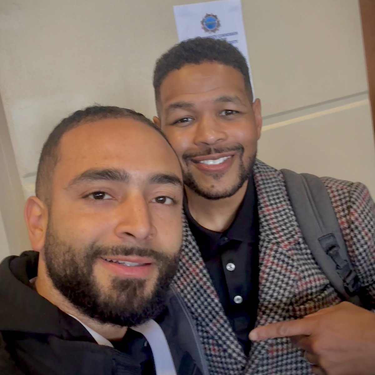 Great reminder to educators- 🍎

“Never allow life to make you forget why you show up and why you do what you do every single day” -Inky Johnson