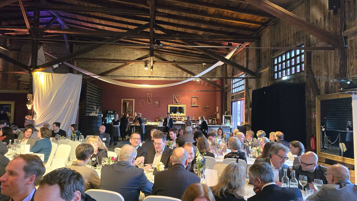 Peter Pansegrau tweet media