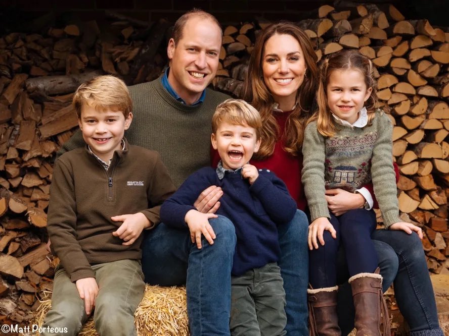 drumaneen's tweet photo. Sending heartfelt wishes to the Princess of Wales and her family for a swift and uneventful recovery. May each day bring renewed strength and healing. #GetWellSoon @RoyalFamily @KensingtonRoyal https://t.co/U5Dpjp5oGu