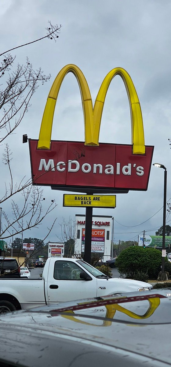 MrsTaylor1026's tweet photo. Alright, @ChickfilA, I'm looking at you. If @McDonalds can do it, I have full faith that you can, too.

This, or the chicken salad, I beg you! https://t.co/sPTIZ0Frux