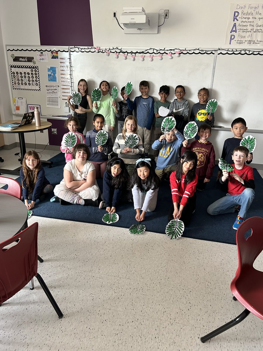 MissSibbald's tweet photo. Grade 3s are ready for Palm Sunday this weekend! @BernadetteOCSB @ocsbRE https://t.co/K6PIP0P7em
