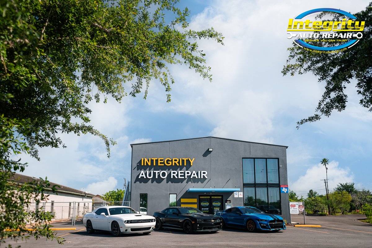 IAR_RGV's tweet photo. We do it all! π
At Integrity Auto Repair, your vehicle is in excellent hands with a crew of certified expert technicians and a team of 5-star service advisors!
#integrityautorepair #automotiverepair #vehiclemaintenance #classiccars #musclecars #servicingallmakesandmodels https://t.co/5aelstUxfT