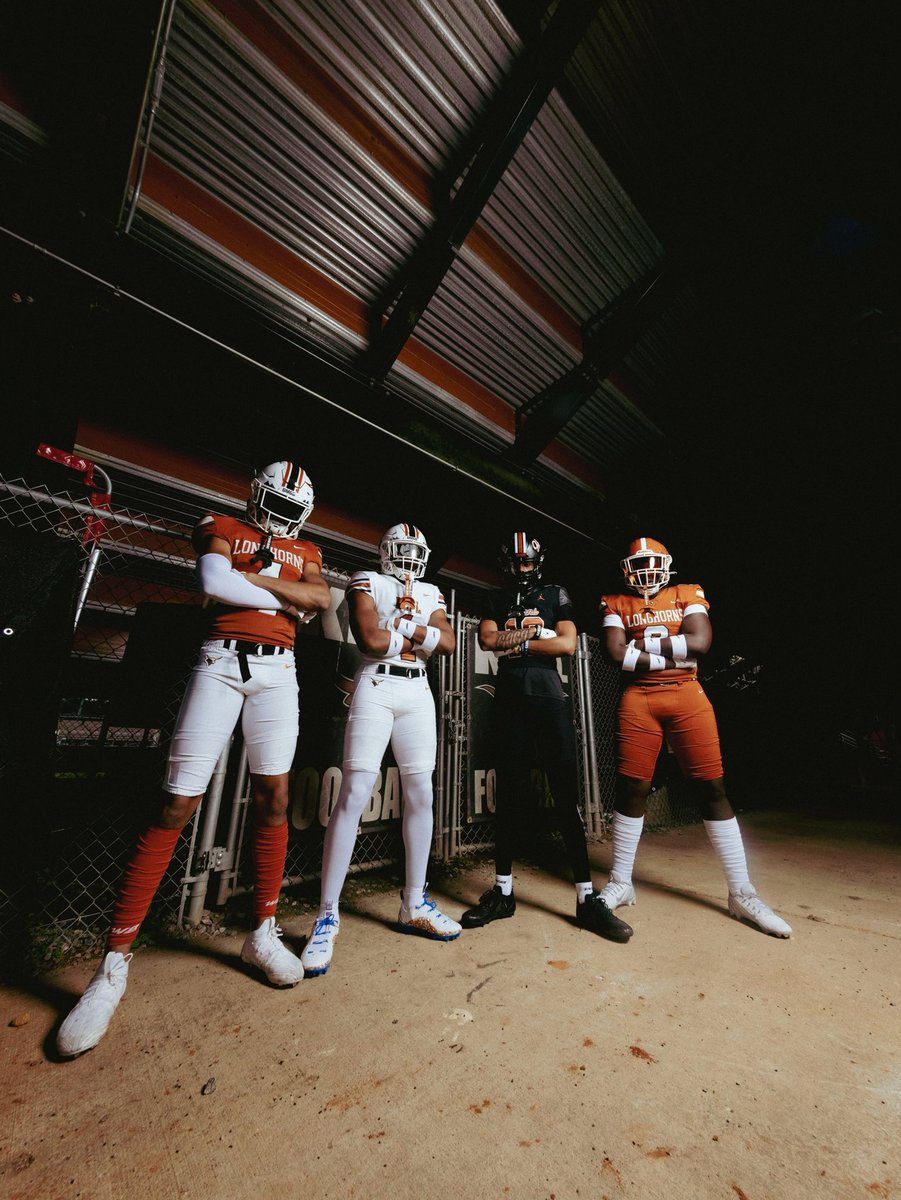 Kings of Content 🟠⚫️⚪️❗️

📷: <a href="/WeBallSports/">We Ball Sports</a>