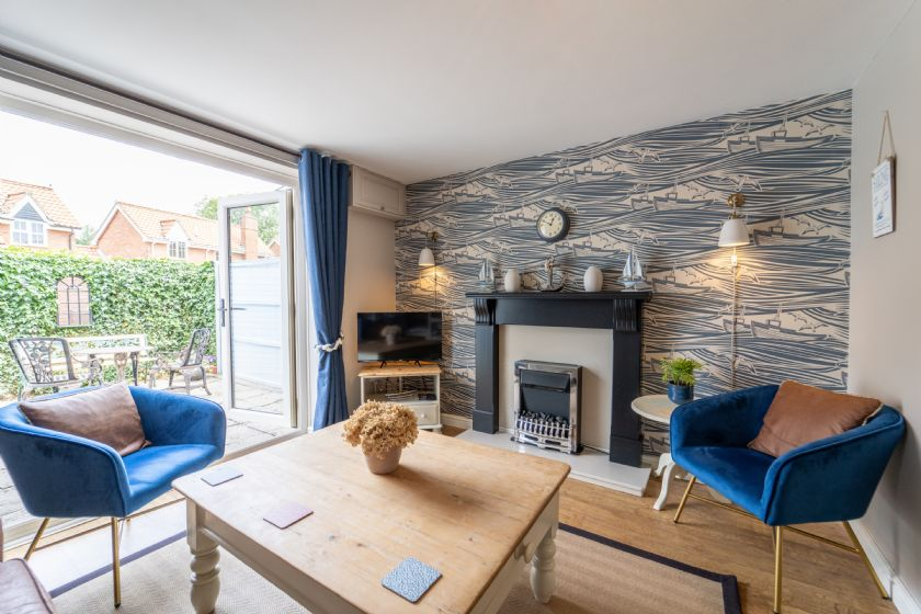 HideawaysGroup's tweet photo. 💫 Property of the Week 💫

🏠 Sea Holly Cottage, Snettisham

🛏️ Sleeps 3 | 2 bedrooms | 1 bathroom | Dog friendly

🎇 Discover more and find out our availability by visiting our website! 

https://t.co/KX58pKTbJ1 https://t.co/W7sCqbM0Q2