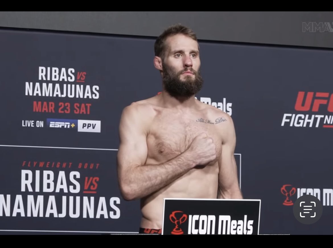 marathon_mma's tweet photo. 155.5, were official! See you guys tomorrow night!
#ufc #mma https://t.co/1n9StU7BdT