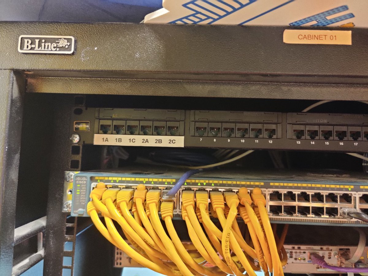 Performed a cable testing in our customer's cabling structure. Labeled the cabling accordingly and test connectivity.

#JCCHelp #ITSupport #lowvoltagecabling #lowvoltagetechnician #pghtech #networksystem #internet #connectivity #cablingstructure #cablingtesting #networkcabling