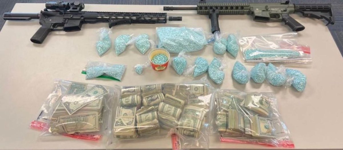 What a week of outstanding police work for @DallasPD! SWAT @TacticalDPD executed a search warrant after an investigation by our Narcotics unit, which yielded 20,000 fentanyl pills and other drugs. Another armed drug dealer off our street. One at a time, if need be! Proud!