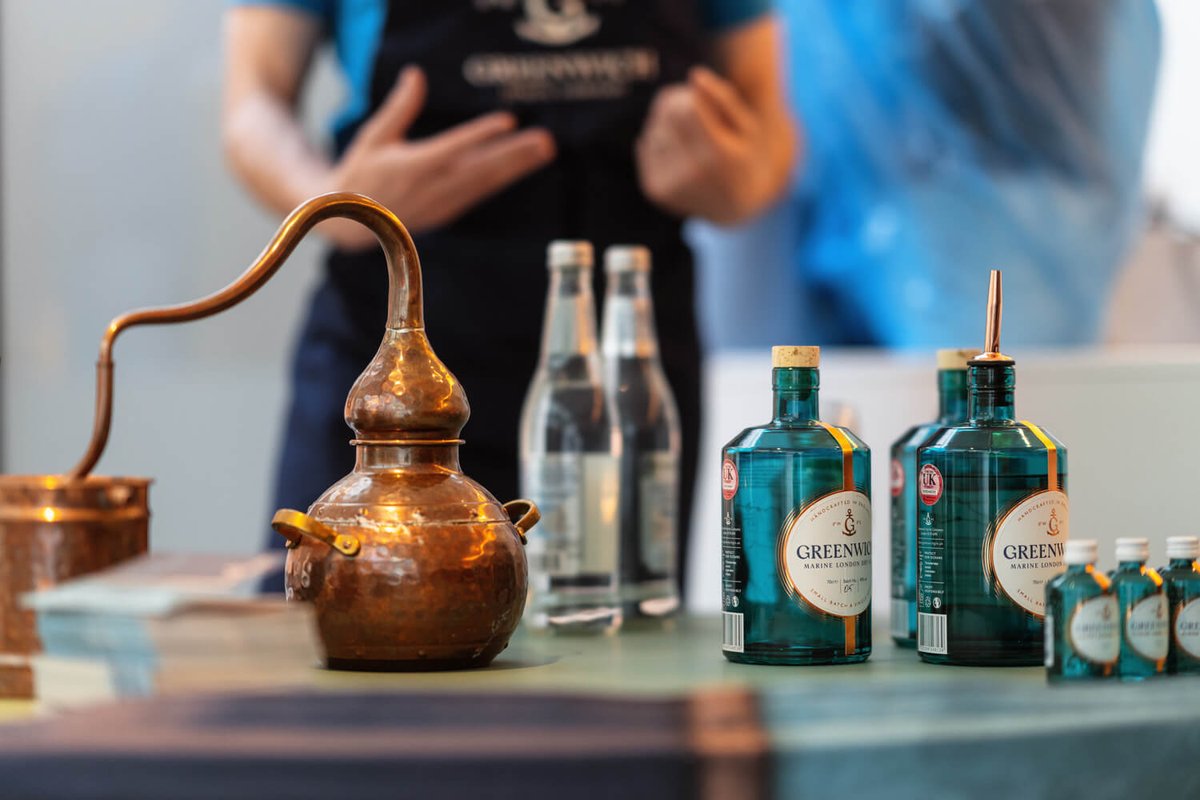 Spirited Decadence: The Art of Chocolate and Gin Tasting Join us for a London tasting experience like no other, where chocolate connoisseurs and gin enthusiasts unite for an unforgettable event. ow.ly/zfwr50QZLZ4