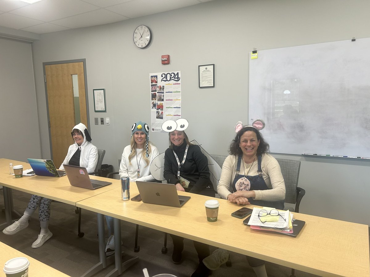 Snoopy, the Pigeon, Fly Guy, and if you give a mouse a cookie made first grade TBT extra fun today! 🐾 🐦 🐭 🍪