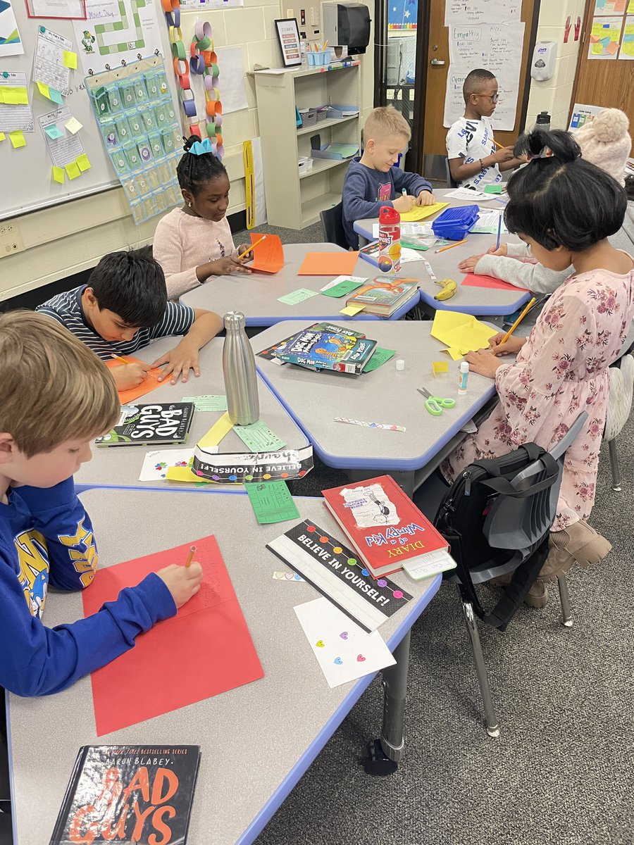 Kelly Rottman tweet media