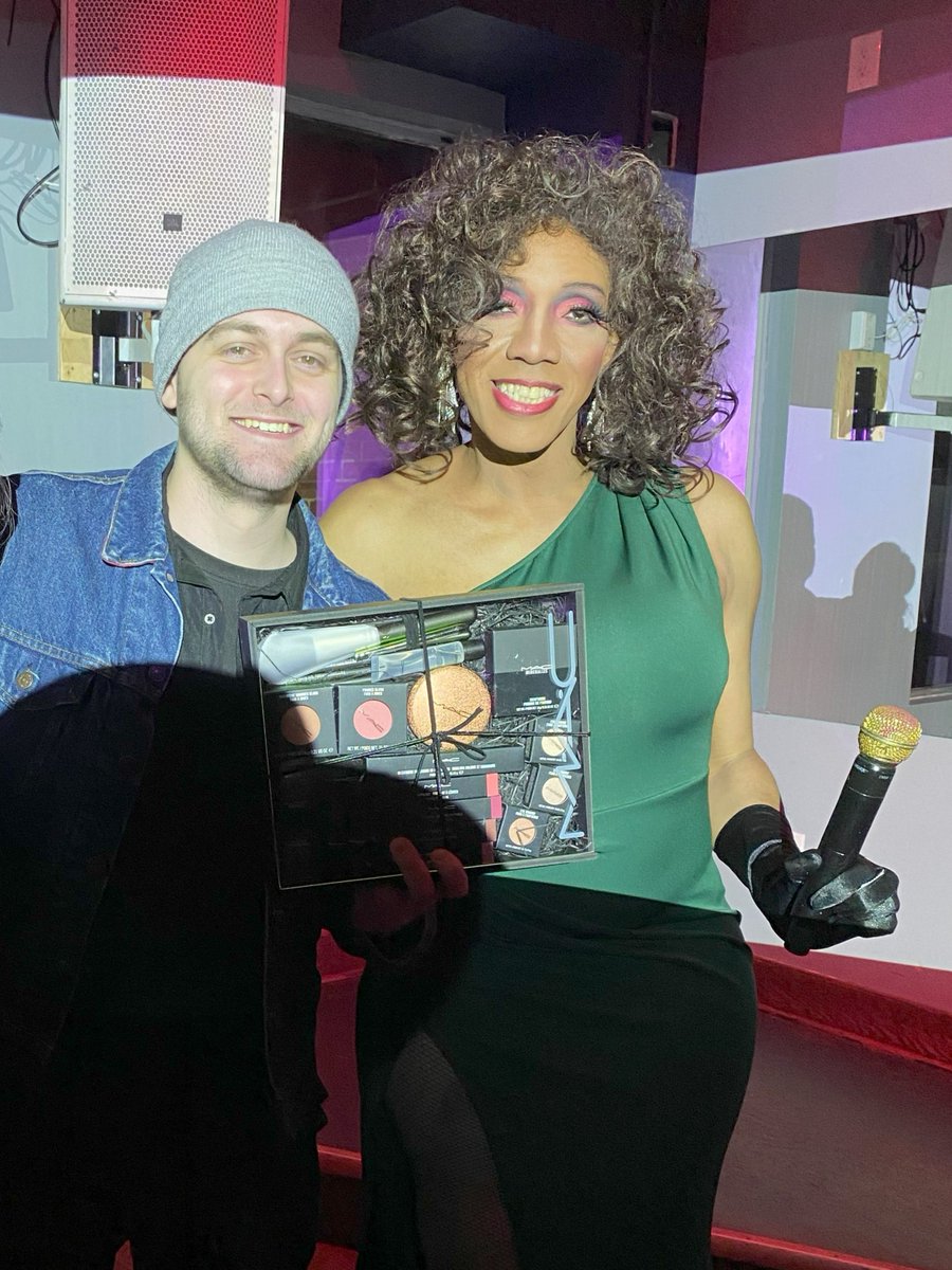 Thank you to all who joined us on March 12 for an unforgettable night at MINGLE, hosted by POZ-TO & POZPLANET Magazine! A big thank you to performers Jade Elektra and JAYMZE for their incredible talent and to our sponsors for making the raffle a success. #CommunitySupport
