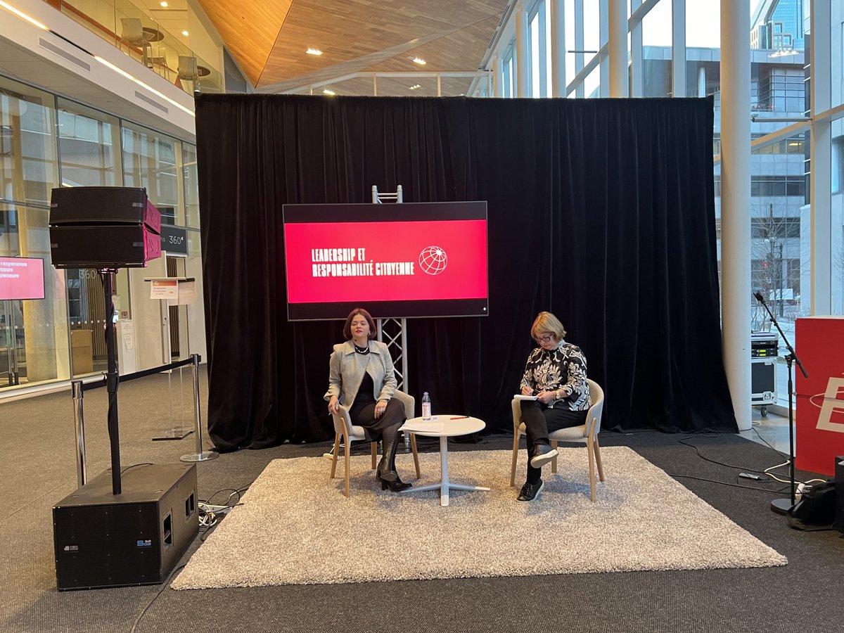 Hier j'étais à l'@etsmtl dans le cadre du cycle de conférences «Leadership et responsabilité citoyenne» pour parler de politique étrangère, de féminisme & de la situation des femmes en Afghanistan et en Iran. Merci à @mivillej, Guy Laforest et Marc-Kevin Daoust pour leur accueil.