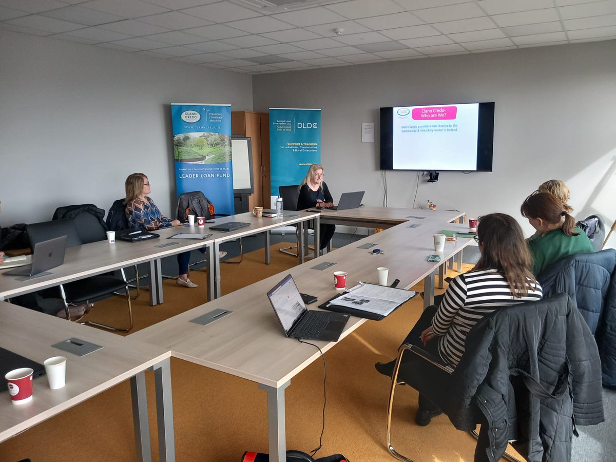 Grateful to @WesternDevCo, @Clann_Credo, @CommFinanceIrl & for their insights at our Social Enterprise Incubator Hub workshop! 🙌📷 #SocialImpact #CommunityFinance