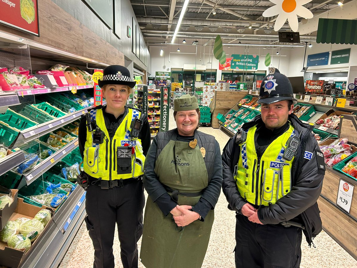 We’ve been into @morrisons #Verwood 
SC Josh and S/Insp Emma have been in store and chatted to staff. Michelle was front of the queue to ask for a photo with us! 📸 

S/Sgt Dave has spoken to security and the store manager to gather intelligence.

#OpAmplify