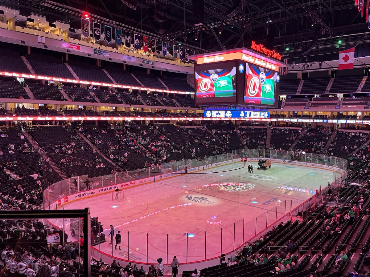 What's better than game time?! JLG is excited to be in the house as @UNDmhockey and @OmahaHKY take the ice for the first game of the NCHC Frozen Faceoff. We love supporting our great partner, @TheNCHC.