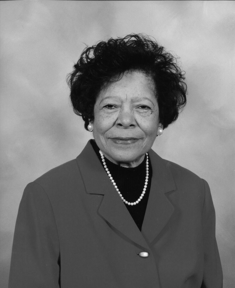 Meharry Medical College faculty Dolores C. Shockley, the first Black woman to receive a Ph.D. in Pharmacology in 1955 at 25, became the first Black woman to chair a Pharmacology department at an accredited medical school in the United States. 

#WomensHistoryMonth #MeharryMade