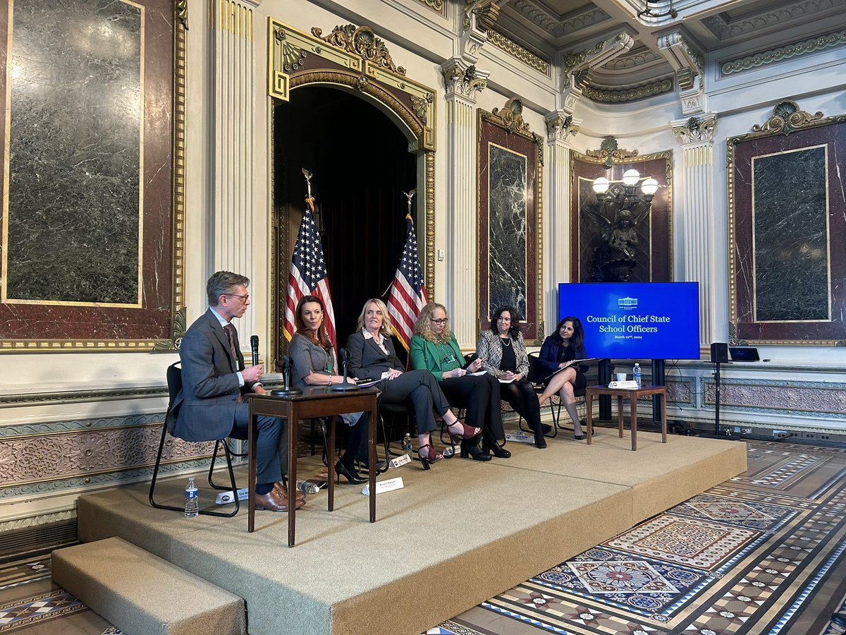 egmackey's tweet photo. Great week in DC at the @CCSSO #LegCon — appreciate the opportunity to speak at the @CCSSO Chiefs Event at the @WhiteHouse alongside other chiefs and discuss how investments in education are making an impact in Alabama https://t.co/MjP5ttxmc7