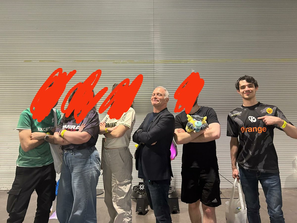 KC Sansyyy tweet media