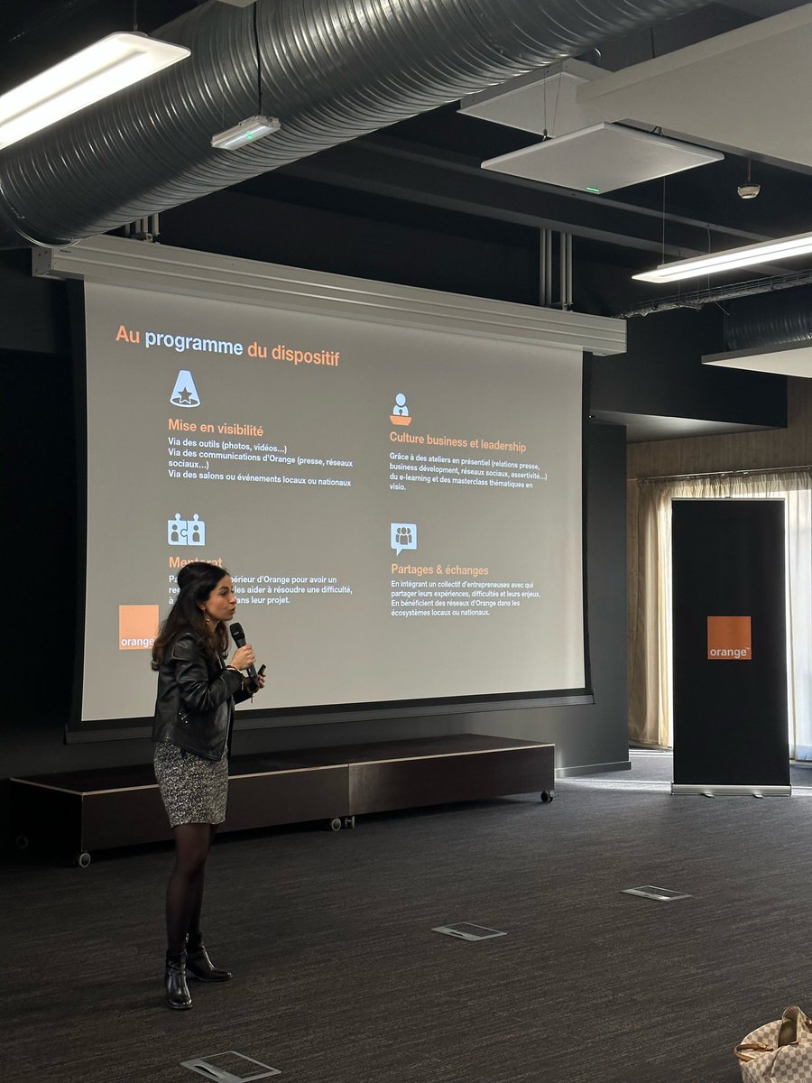 nellysimo's tweet photo. On avait hâte et ENFIN ! 🥁

✨ On vous présente les 23 Femmes de la Saison 6 #FemmesEntrepreneuses du Grand Ouest 🟧 

Aujourd’hui, nous avons accueilli ces dirigeantes, ces femmes audacieuses et inspirantes, c’était un réel plaisir de pouvoir enfin se rencontrer et d’échanger🚀 https://t.co/aLdFogJl5N