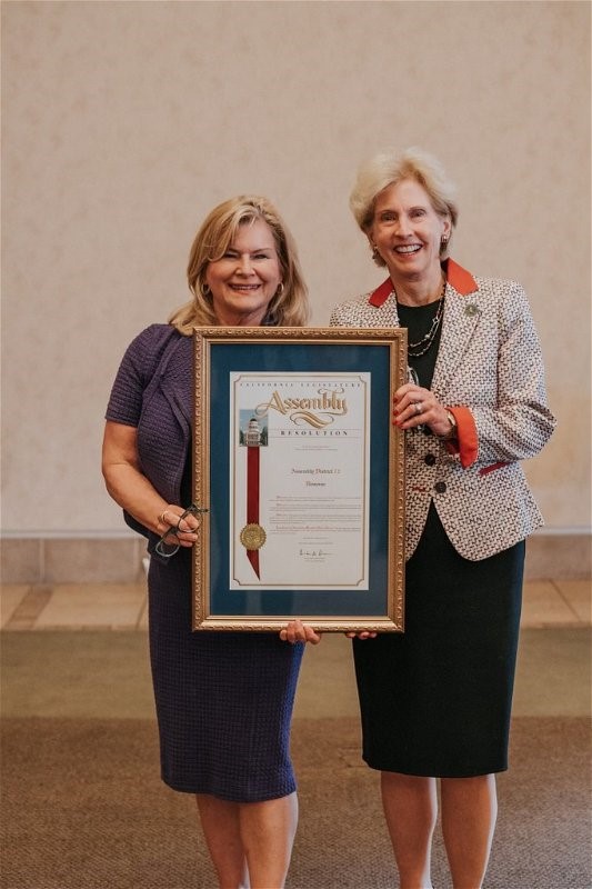 Congratulations to my 2024 Woman of the Year, Marcia Manker with @MemorialCareHS. She embodies everything this award stands for & I could not be more grateful for the work she does in Orange County. #WOTY #CALeg