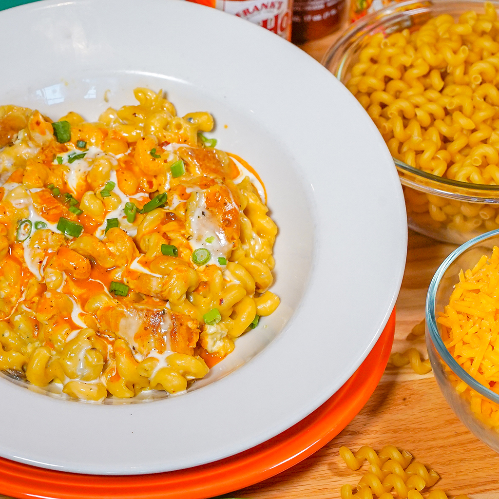 Say adios to those Monday blues with some seriously tasty Mac and Cheese.🧀  That’s right, it’s Maniacal Monday and for just $6, you can customize your mac and cheese bowl just the way you like it.  Available all day! #MacandCheese bit.ly/46c0t7y