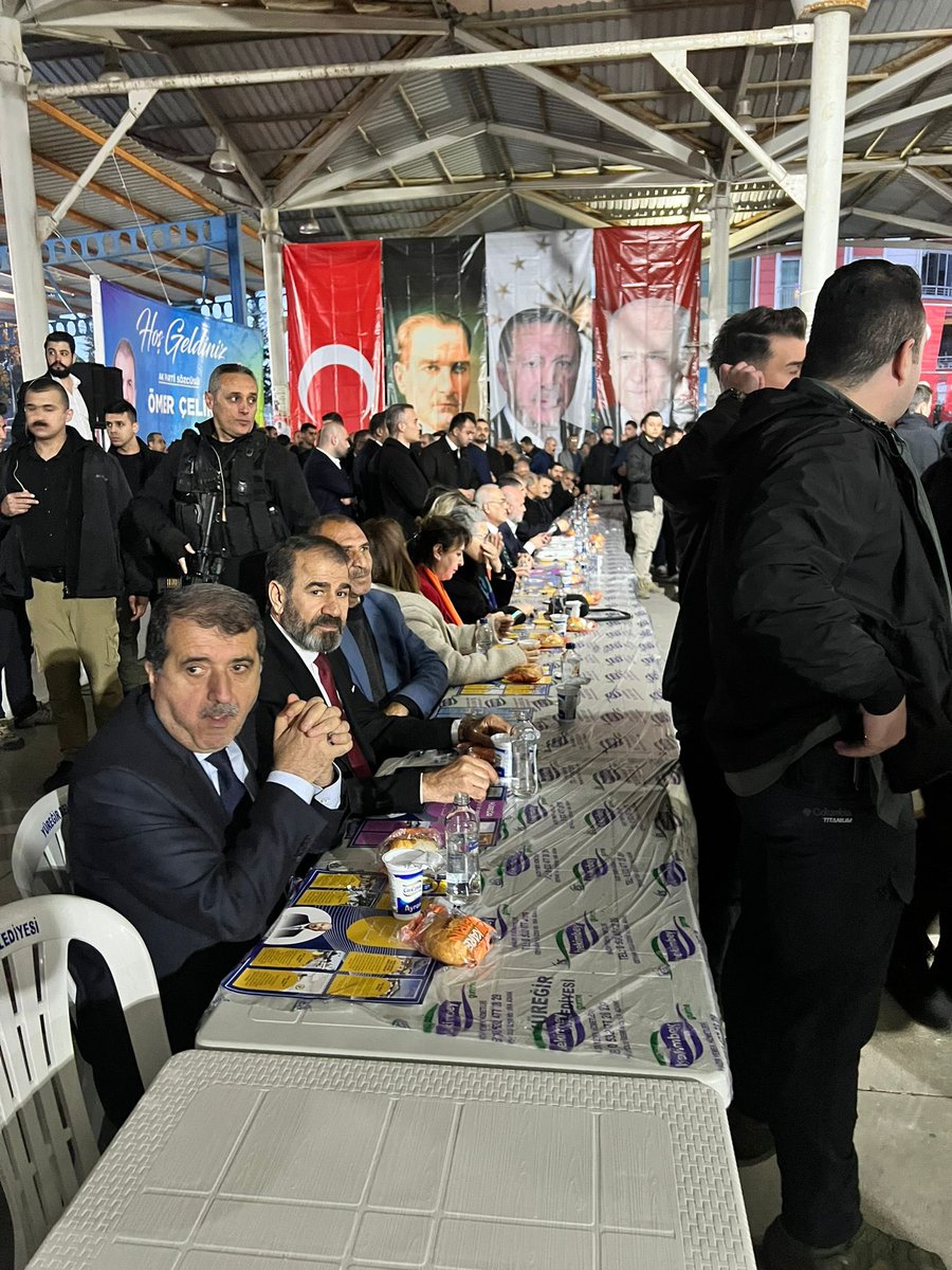 AK Parti Genel Başkan Yardımcımız Sayın <a href="/omerrcelik/">Ömer Çelik</a>, İçişleri Bakanımız Sayın <a href="/AliYerlikaya/">Ali Yerlikaya</a>, Bakan Yardımcımız Sayın <a href="/av_mehmetsaglam/">Mehmet Sağlam</a> ile birlikte Adana Büyükşehir Belediye Başkan Adayımız Sayın <a href="/fmkocaispir/">Fatih Mehmet Kocaispir</a>’in ev sahipliğinde iftar yemeğine katıldık.