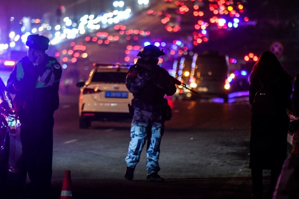 🔴 ALERTE INFO
Fusillade à Moscou: Daesh revendique l'attaque
bfmtv.com/international/…