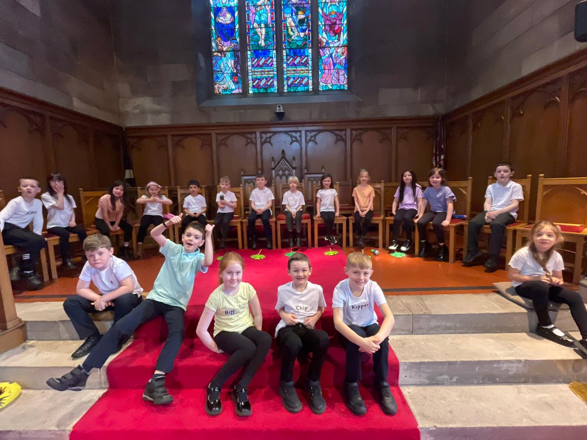 P4_3MorayPS's tweet image. A wonderful performance by our P3 pupils at the Easter Service this week, you made us all very proud. Thank you also to our wonderful P4 pupils for supporting &amp;amp; encouraging their peers throughout rehearsals &amp;amp; the final performance. 💕👍👏