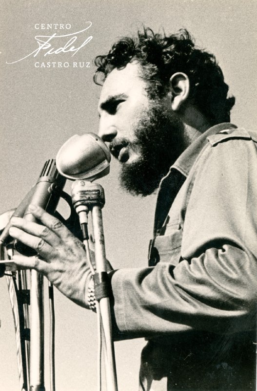 #Fidel:'Cierto que hay que ser pacientes, hay que ser tenaces, hay que ser constantes, para lograr a largo plazo estos grandes objetivos históricos, pero estoy seguro que si nos lo proponemos, como todo lo que se ha propuesto hasta hoy nuestro pueblo, lo lograremos'.
