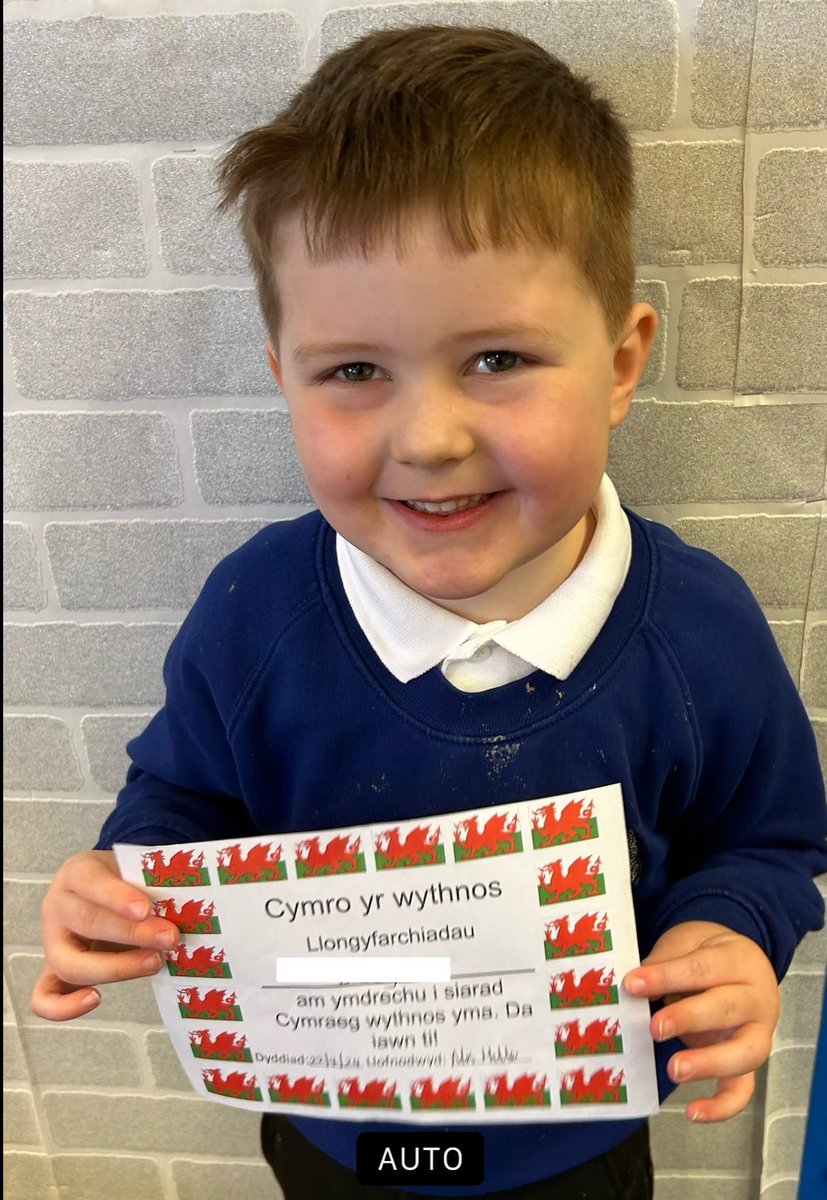 Bendigedig. You have been heard using Welsh throughout the week unprompted. Da iawn 🌟 @YsgolMaesglas