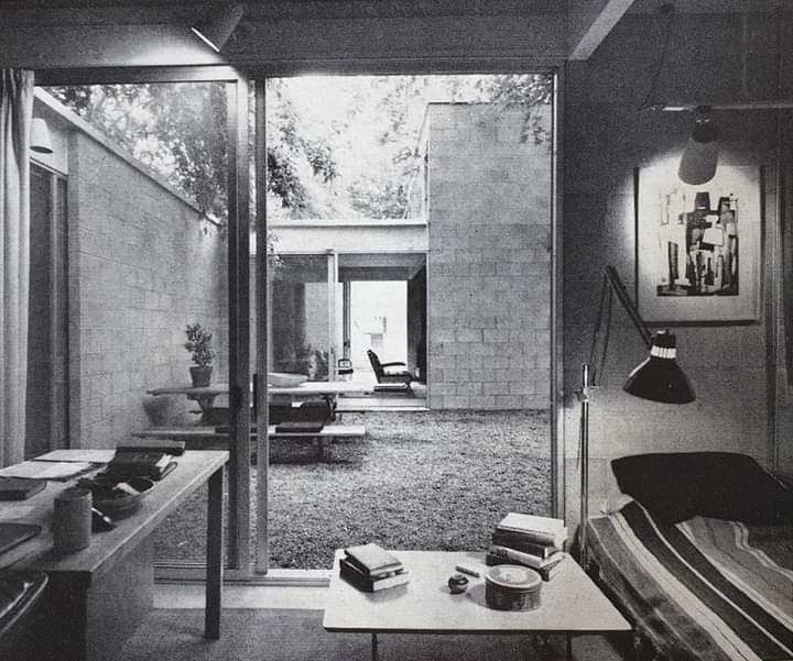 areasvellas's tweet photo. Serge #Chermayeff...
#architecture #arquitectura #interior
https://t.co/vFqrMONpIA
https://t.co/tA6ZsKQIbU
https://t.co/0pvH3cWOAR https://t.co/rTyE4pVXLz