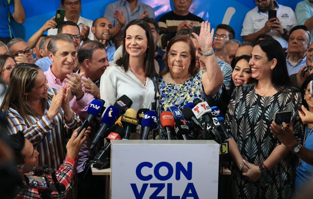 María Corina anunció que inscribirán a Corina Yoris como su sustituta en la candidatura eltequeño.com/maria-corina-a…