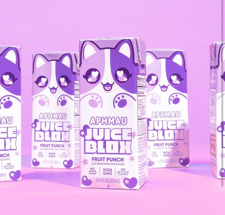 Aphmeow_Store's tweet photo. Aphmau JuiceBlox are now CUTER than EVER! The purrfect juice for lunch, gaming, or sharing with friends! Available at Walmart and https://t.co/G12q6U5EC2! 🧃💜 https://t.co/Ev7vHGSUtD