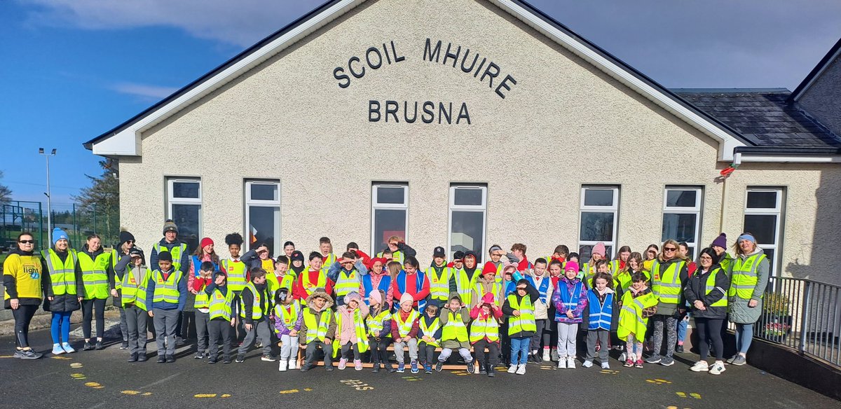 BrusnaNS's tweet photo. Well done to all our pupils, staff,neighbours, and parents who took part in our Remembrance walk this morning. We were busy adding up the total kilometres to see how far we have reached in our #RunAroundEurope challenge. @ActiveFlag @PietaHouse @SandraGanley_ https://t.co/AKYlDKeu5S
