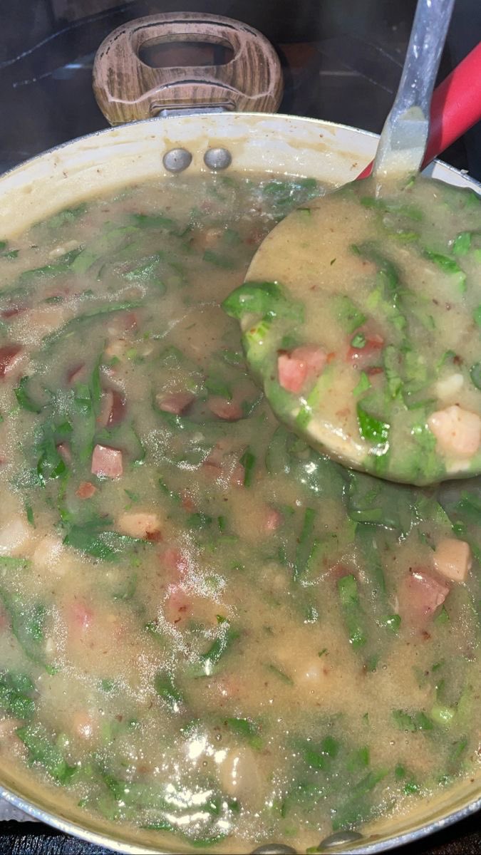food_porn17's tweet photo. CALDO VERDE https://t.co/weuSI0r6ja