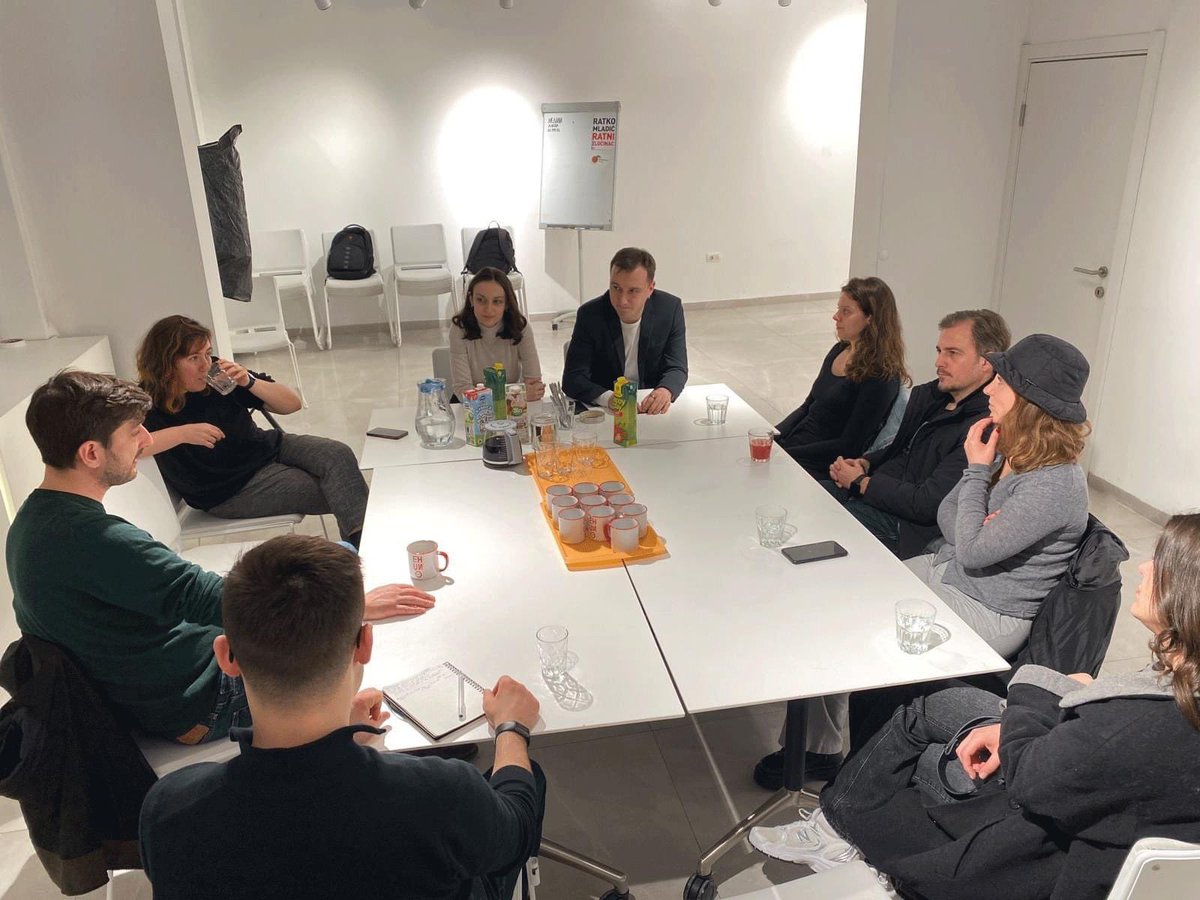 gashifitimi's tweet photo. ✨ Sbunker mori pjesë në "Programin e Vizitave #Kosovë-#Serbi", organizuar nga Heartefact Fund në Beograd dhe mbështetur nga National Endowment for Democracy.

🚗 Gjatë vizitës, diskutuam me individë dhe organizata të ndryshme në #Beograd dhe #NoviSad. https://t.co/Luh9QzlCBO