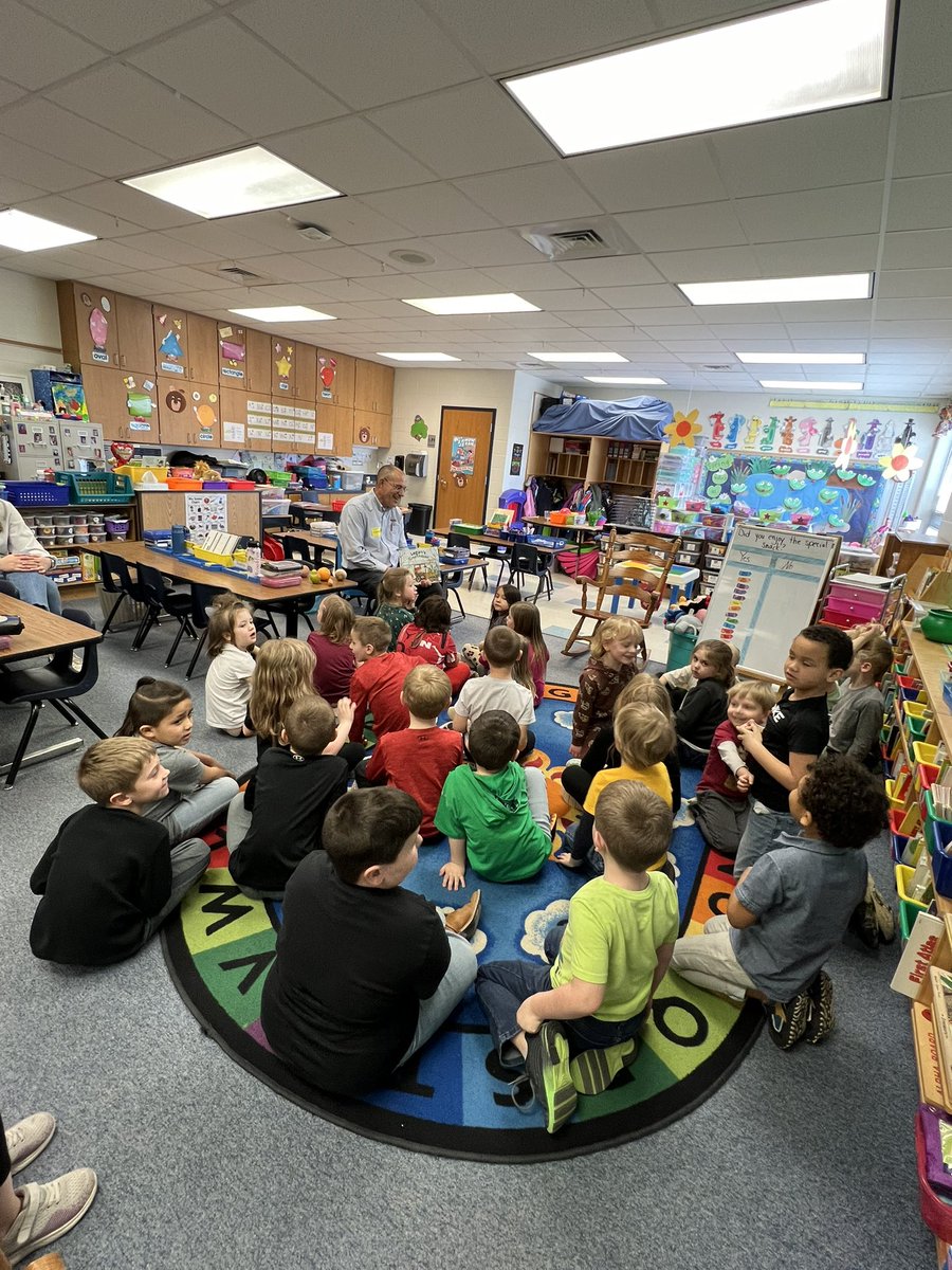 RockinghamCoop's tweet image. Some of our staff took time out of their work week to participate in #VAAgLiteracyWeek by reading Logan’s Greenhouse to elementary schools close to our locations! We were happy to hear about these students gardens that they raised at home and their favorite vegetables!