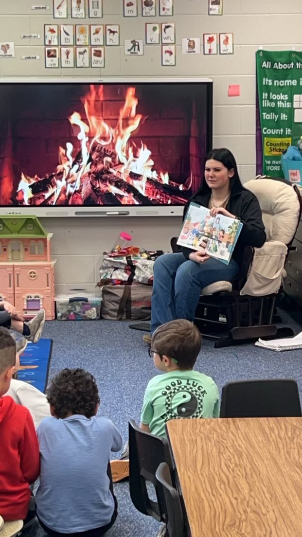 RockinghamCoop's tweet image. Some of our staff took time out of their work week to participate in #VAAgLiteracyWeek by reading Logan’s Greenhouse to elementary schools close to our locations! We were happy to hear about these students gardens that they raised at home and their favorite vegetables!