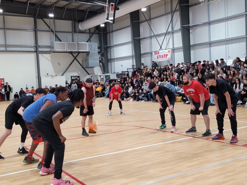 Futures14580014's tweet photo. Futures kicked off its March Ralley with the infamous Student vs Staff basketball game. It was fiercely competitive and featured an amazing half-time show by Mr. Kennedy! The students won 63 to 52. #GccLevelUp #ElevateOurImpact #UnleashingGreatness @GCC_Charters https://t.co/6LIRNxsGtb