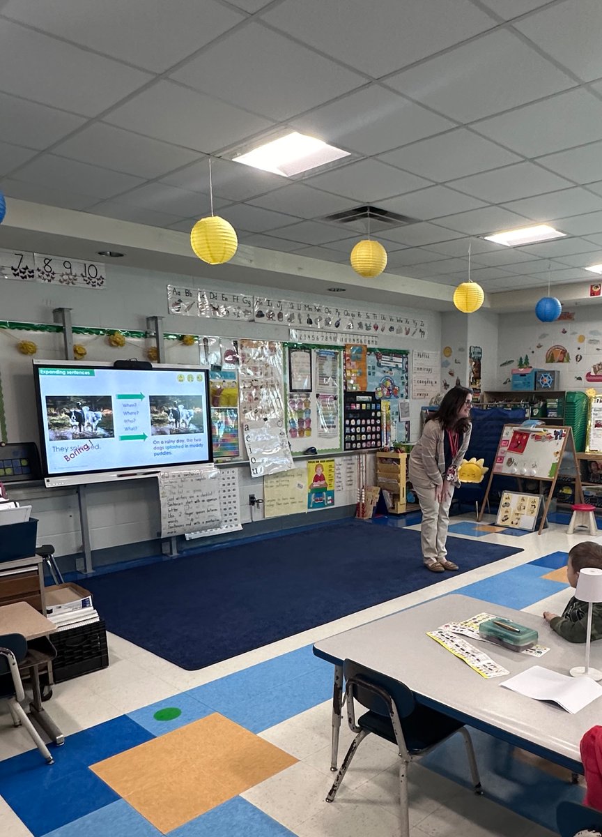 Connetquotleads's tweet photo. Kindergartners learning to write complete sentences with details. https://t.co/ULspwe145q