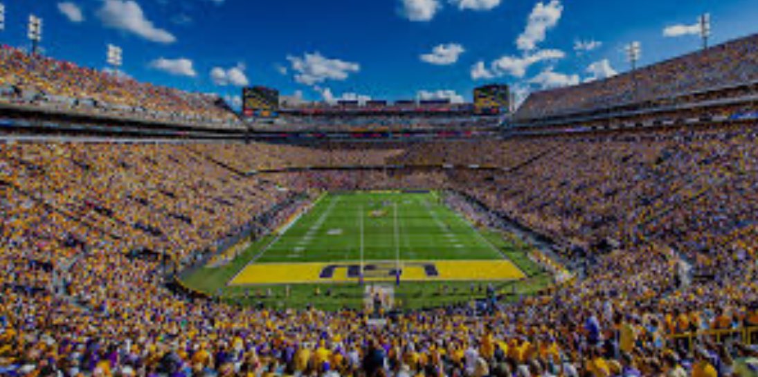 Drewpick6's tweet photo. Today I will be visiting @LSUfootball @DaronteJones @FrankWilson28 #bless 🙏🏾 @CocoaFootball @Cocoa_Schneider https://t.co/81r9F5r5vn