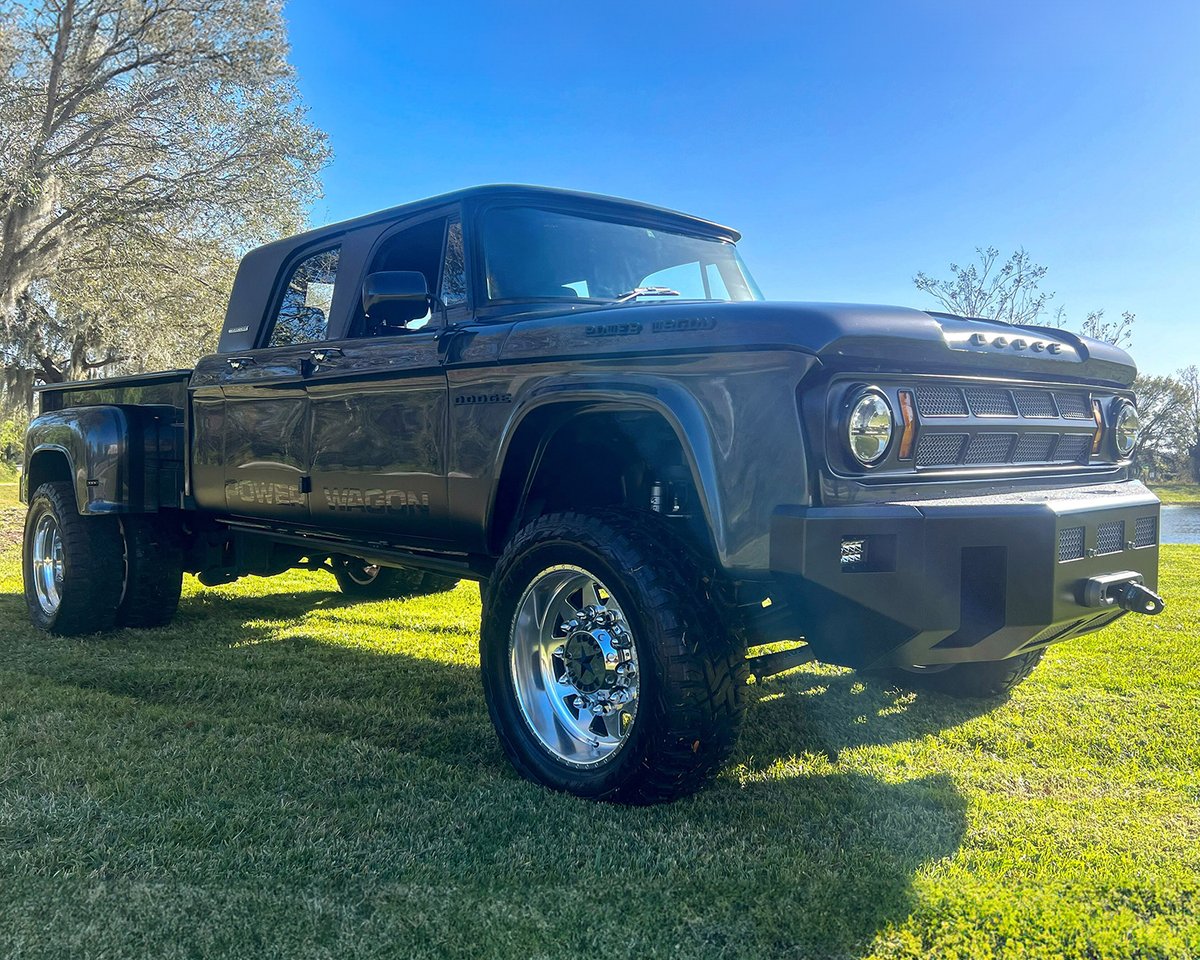 Barrett_Jackson's tweet image. Customizations abound! This 1969 @Dodge D200 #PowerWagon Mega Cab is a one-of-a-kind @SEMASHOW build and was featured in numerous magazines. Catch this custom when it crosses the block with No Reserve, April 18-20 at the Palm Beach Auction.

Learn more: bit.ly/PB24TW-1969Dod…