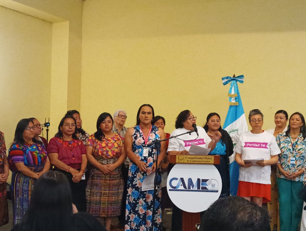 AlianzaMMI's tweet image. 📢Posicionamiento político de organizaciones de mujeres y mujeres indígenas a favor de la paridad, inclusión e inclusión de Pueblos Indígenas en las reformas a la #LEPP en el marco del desarrollo de la #Cameroon
#AmiEsParidad
#AmiEsAlternancia
#AmiEsInclusion  #pueblosindigenas