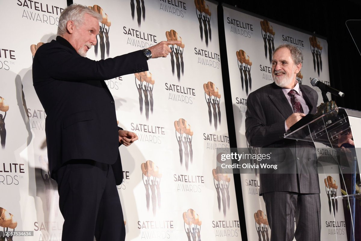 Then and Now #FriendshipGoals 28th #SatelliteAwards @TheAcademy