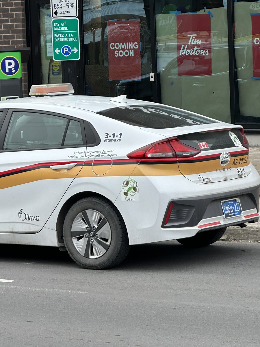 . <a href="/ottawacity/">City of Ottawa</a> / <a href="/OttawaBylaw/">Ottawa By-law</a> I guess it is ok to illegally park if I am running into <a href="/TimHortons/">Tim Hortons</a> ? The driver of this car illegally parked, walked into Tim Hortons, came out and drove away. Bad enough when they illegally park while giving tickets but getting coffee is ridiculous.